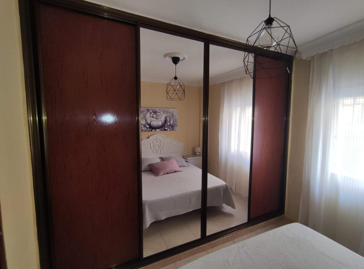 Apartamento Amplio piso junto a Playa Victoria Cádiz Exterior foto